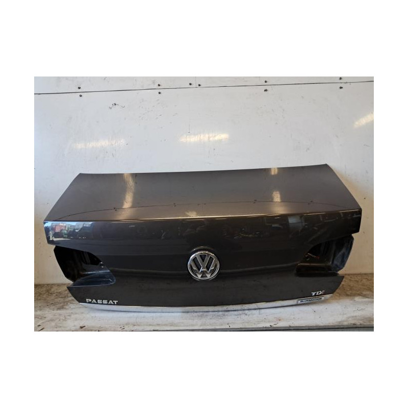 Malle/Hayon arriere - VOLKSWAGEN - PASSAT 6