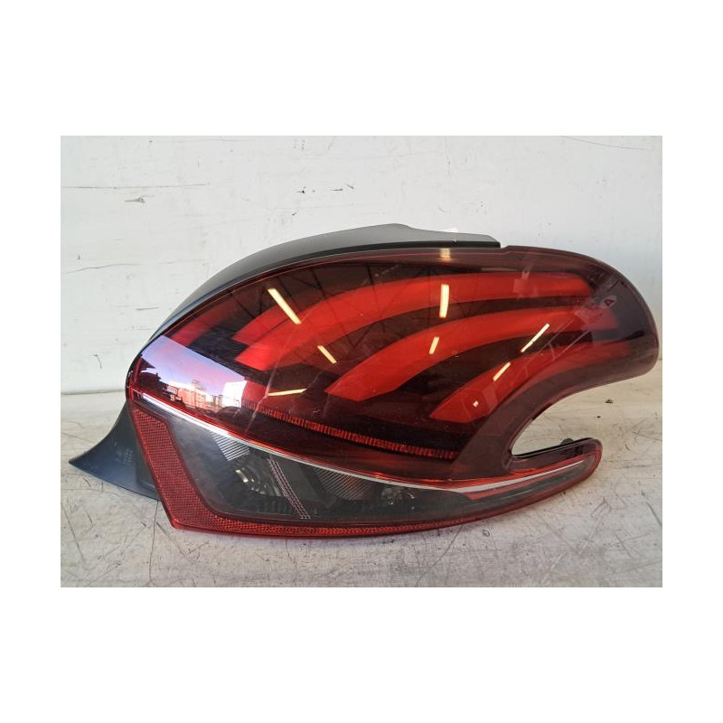 Feu arriere principal droit (feux) - PEUGEOT - 208 1 PHASE 2