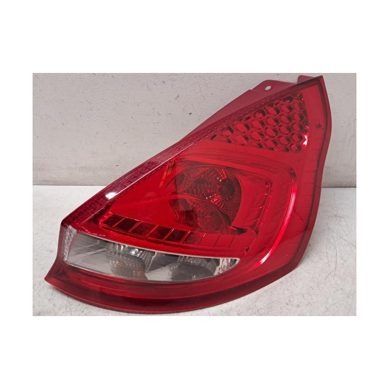 Feu arriere principal droit (feux) - FORD - FIESTA 6 PHASE 1