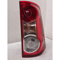 Feu arriere principal droit...