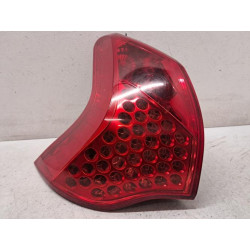 Feu arriere principal...