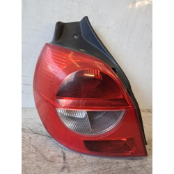 Feu arriere principal...