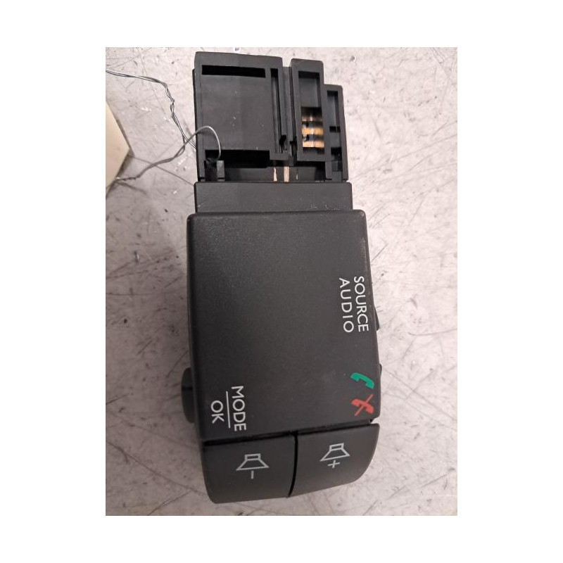 Commande autoradio - RENAULT - CLIO 4 PHASE 2