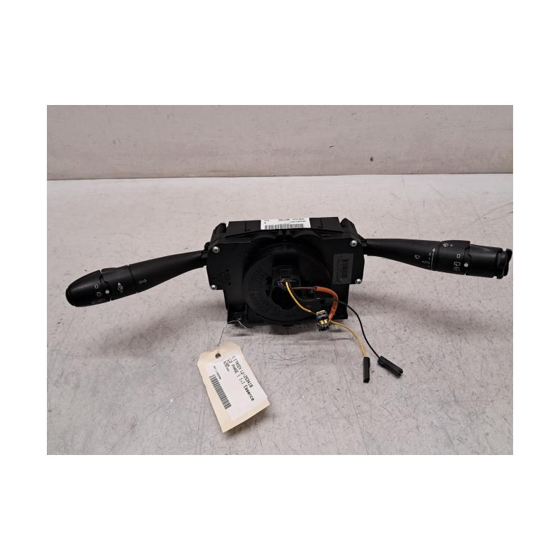 Com (Bloc Contacteur Tournant+Commodo Essuie Glace+Commodo Phare) - CITROEN - C2 PHASE 1