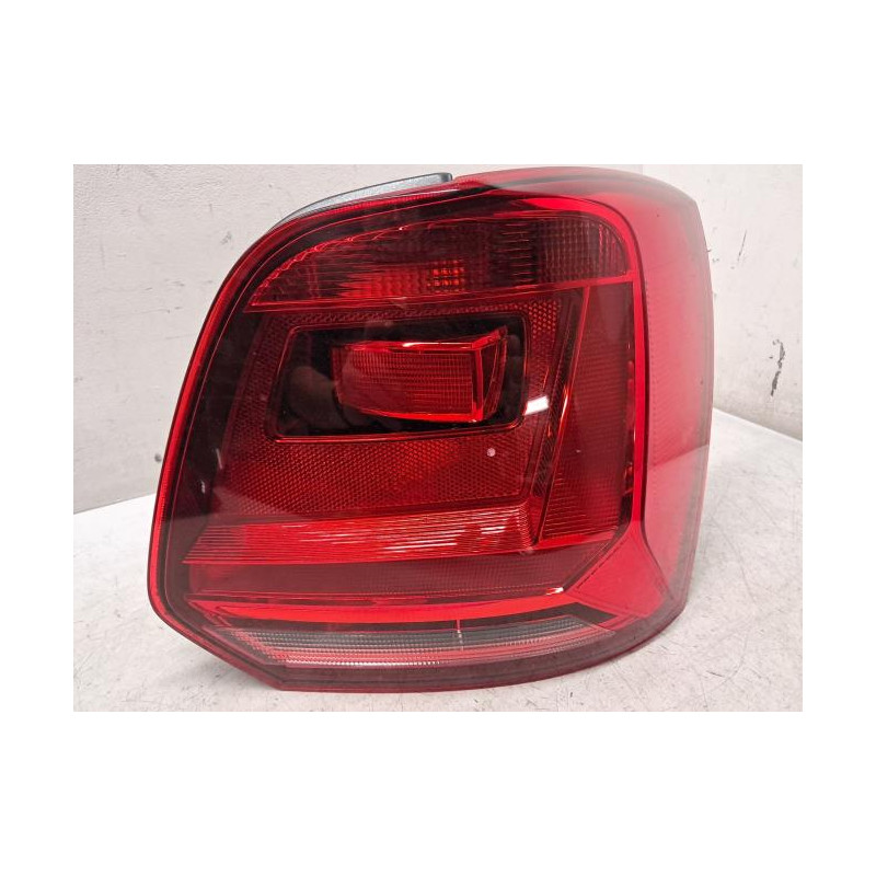 Feu arriere principal droit (feux) - VOLKSWAGEN - POLO 5 PHASE 2