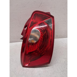 Feu arriere principal...