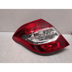 Feu arriere principal...