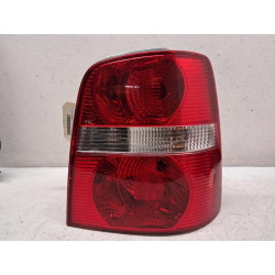 Feu arriere principal droit...