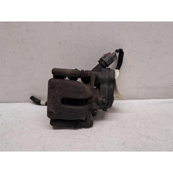 Etrier arriere droit...