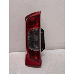 Feu arriere principal...