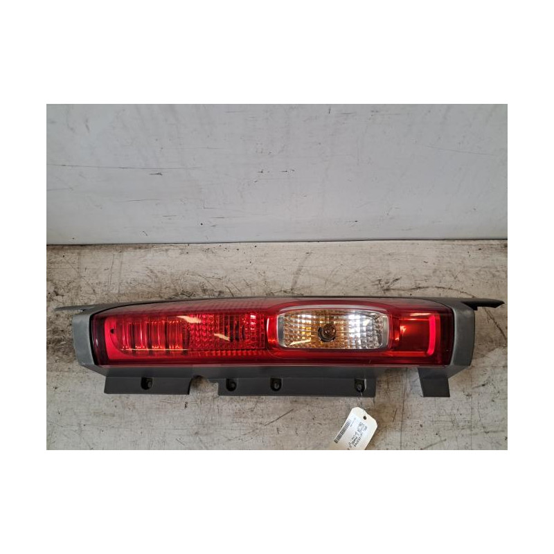 Feu arriere principal droit (feux) - OPEL - VIVARO 1 PHASE 2