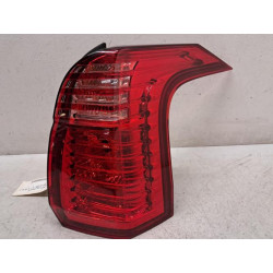 Feu arriere principal droit...