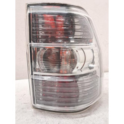 Feu arriere principal droit...