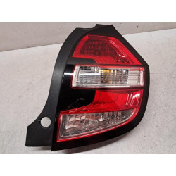 Feu arriere principal droit...