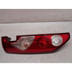 Feu arriere principal...