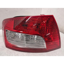 Feu arriere principal...