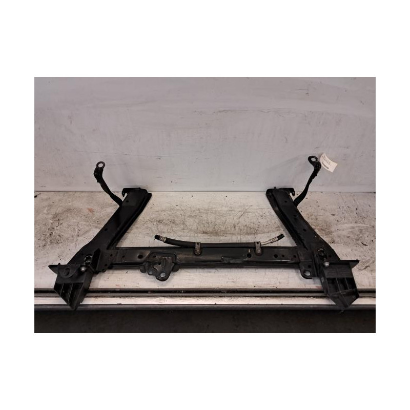 Traverse inferieure - RENAULT - ZOE 1