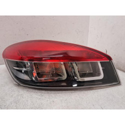 Feu arriere principal...