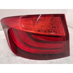 Feu arriere principal...