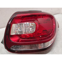 Feu arriere principal droit...