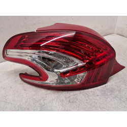 Feu arriere principal...