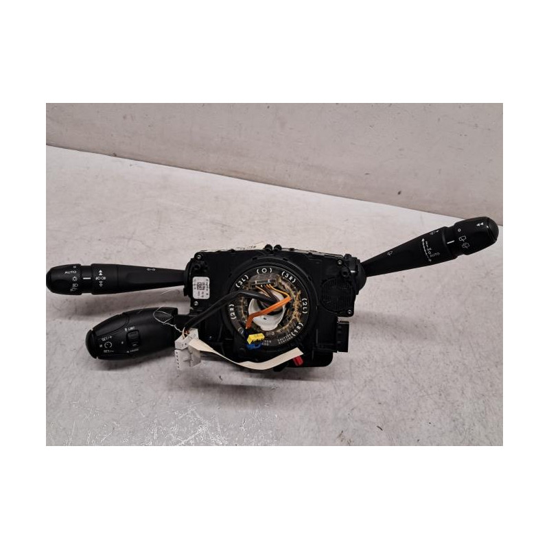 Com (Bloc Contacteur Tournant+Commodo Essuie Glace+Commodo Phare) - PEUGEOT - 208 1 PHASE 1