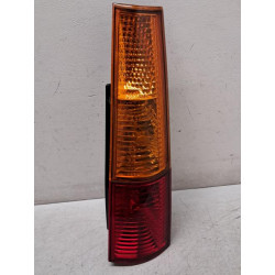 Feu arriere principal droit...