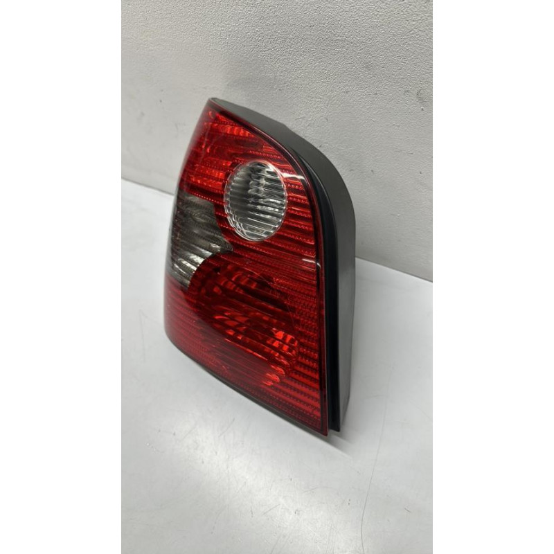 Feu arriere principal gauche (feux) - VOLKSWAGEN - POLO 4 PHASE 1