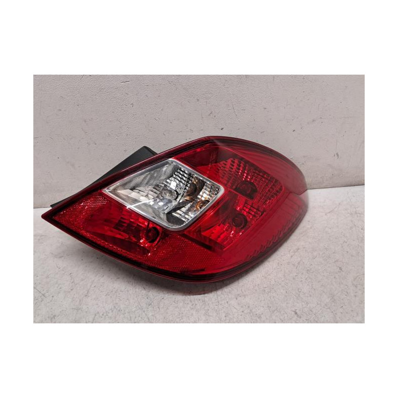 Feu arriere principal droit (feux) - OPEL - CORSA D PHASE 1