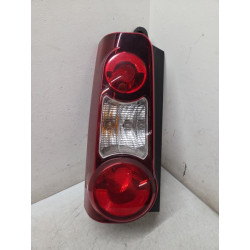 Feu arriere principal...