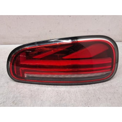 Feu arriere principal droit...