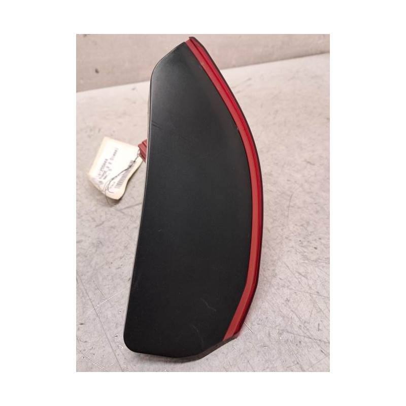 Feu arriere secondaire droit (feux) - PEUGEOT - 3008 1 PHASE 2