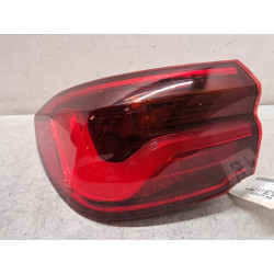 Feu arriere principal...