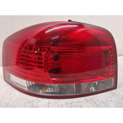 Feu arriere principal...