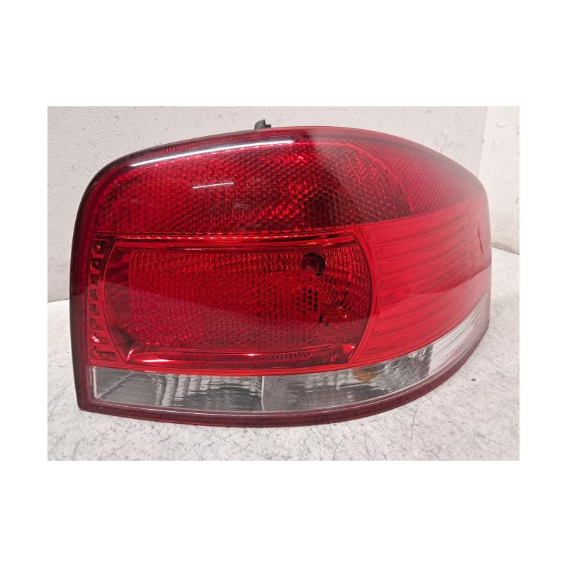 Feu arriere principal droit (feux) - AUDI - A3 2 PHASE 1