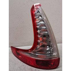 Feu arriere principal...