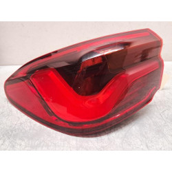 Feu arriere principal...