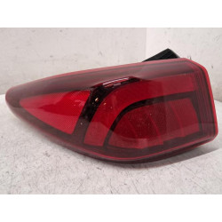 Feu arriere principal...