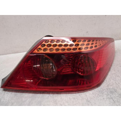 Feu arriere principal droit...