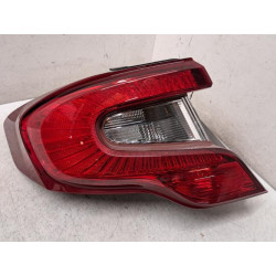 Feu arriere principal...