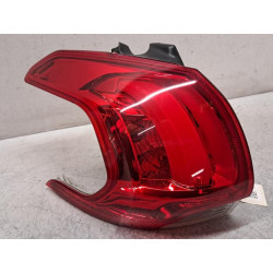 Feu arriere principal...