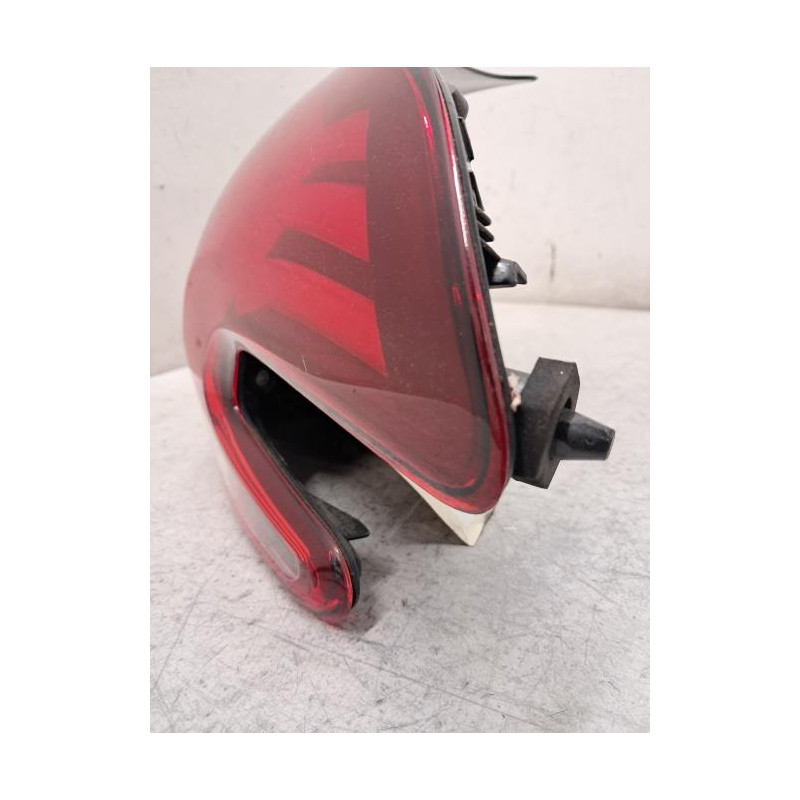 Feu arriere principal droit (feux) - PEUGEOT - 208 1 PHASE 1