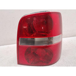 Feu arriere principal droit...