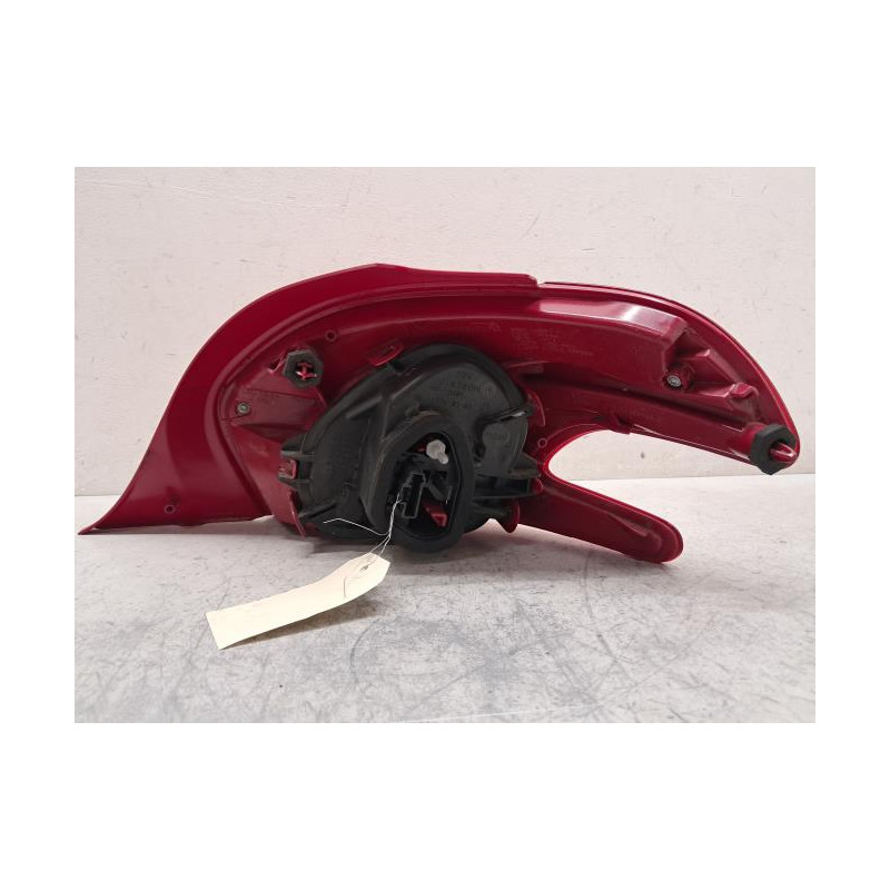 Feu arriere principal droit (feux) - PEUGEOT - 208 1 PHASE 2