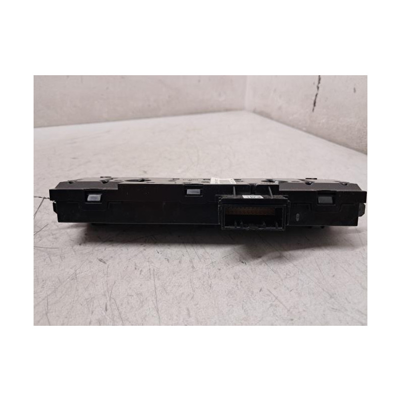 Bouton de warning - RENAULT - CLIO 5 PHASE 1
