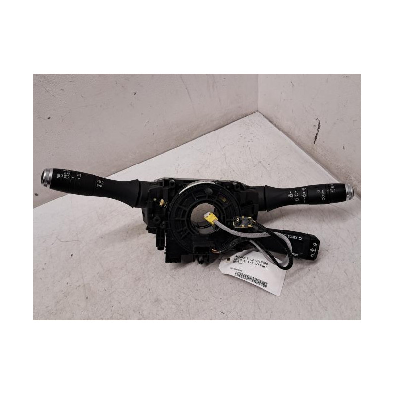 Com (Bloc Contacteur Tournant+Commodo Essuie Glace+Commodo Phare) - RENAULT - CLIO 5